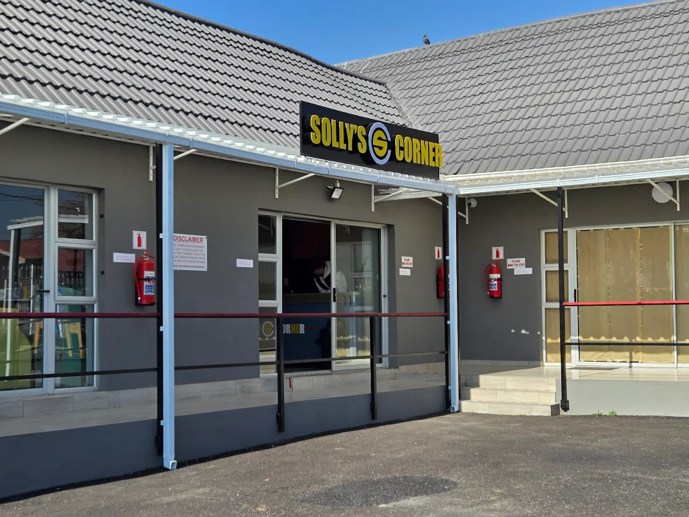 Solly's Corner Robertsham exterior on Xavier Street, Joburg South